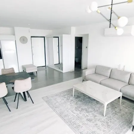 Edelweiss Luxury 2 Bedroom + 2 Bathrooms + Large Living And A Balcony Apartment