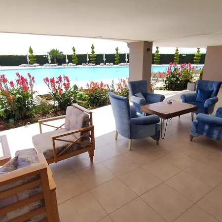 Edelweiss Luxury 2 Bedroom + 2 Bathrooms + Large Living And A Balcony Apartment *