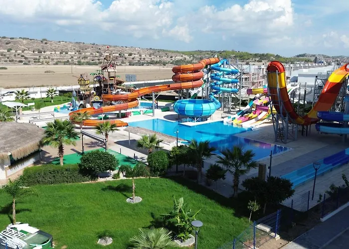 Sea View And Aqua Park At Caesar Blue Complex *